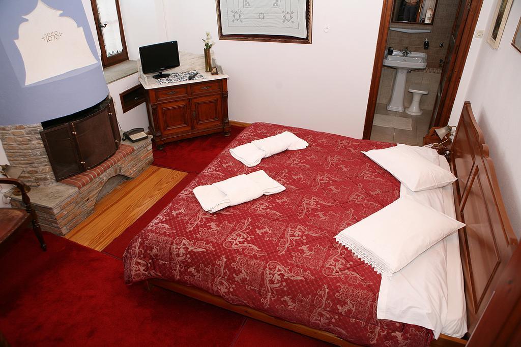 Archontiko Repana - Makrinitsa Stone Retreat Hotell Exteriör bild